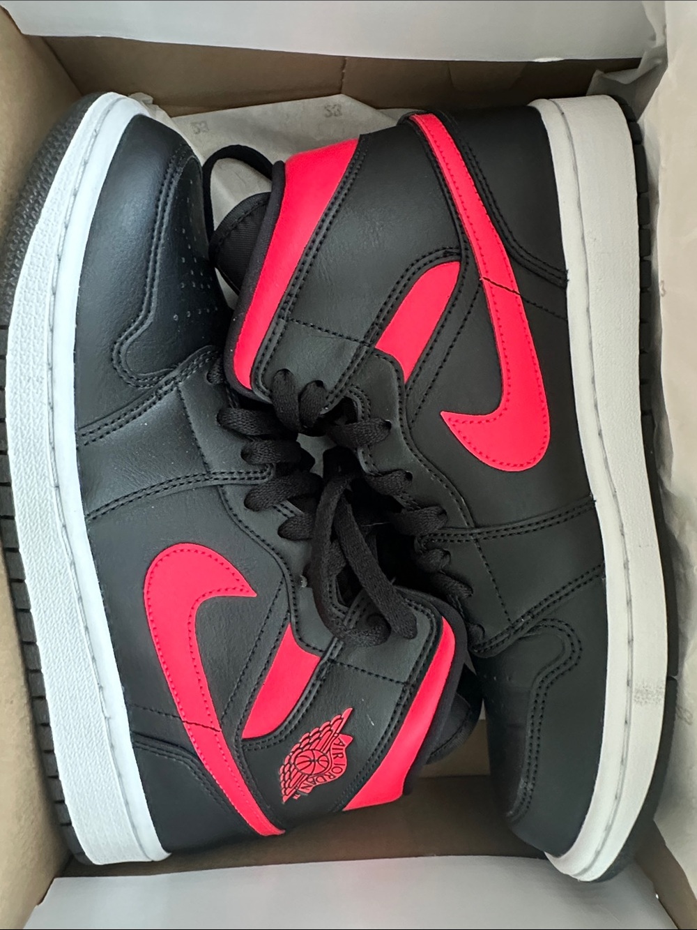 Women’s Air Jordan 1 MID Black/ Siren Red-White